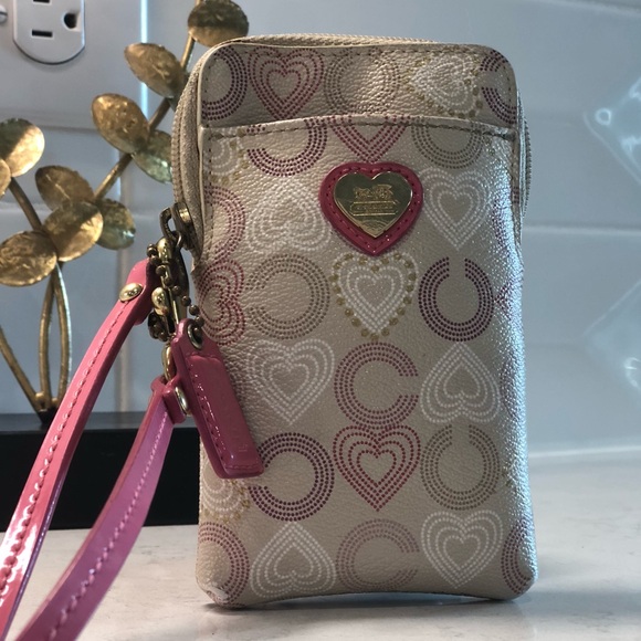COACH Pink & Gold Op Art Signature Heart Coated Canvas & Leather Wristlet Wallet - Picture 1 of 16